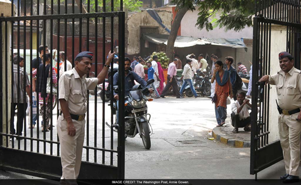 After ICU Attacks, Maharashtra Doctors Want Guns At Work: Foreign Media After ICU Attacks, Maharashtra Doctors Want Guns At Work: Foreign Media