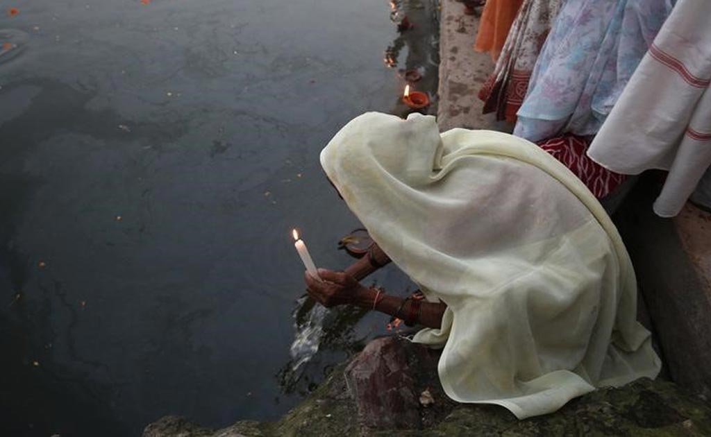 As Farmers Commit Suicide, Their Widows Suffer 'Living Death' As Farmers Commit Suicide, Their Widows Suffer 'Living Death'