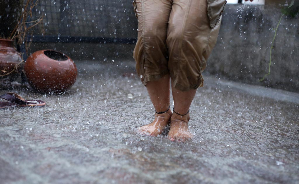 Do Not Ignore Redness, Swelling Of Eyes During Monsoon: Health Experts