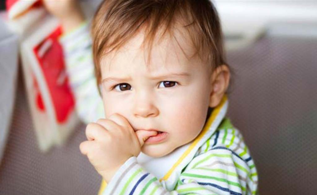 Thumb-Sucking, Nail-Biting Can Actually Keep Allergies At Bay Thumb-Sucking, Nail-Biting Can Actually Keep Allergies At Bay