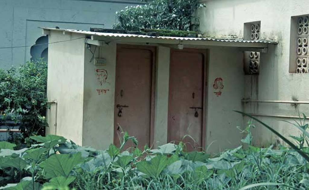 Work Begins At Home Of Woman Who Pawned Her &lsquo;Mangalsutra&rsquo; For A Toilet