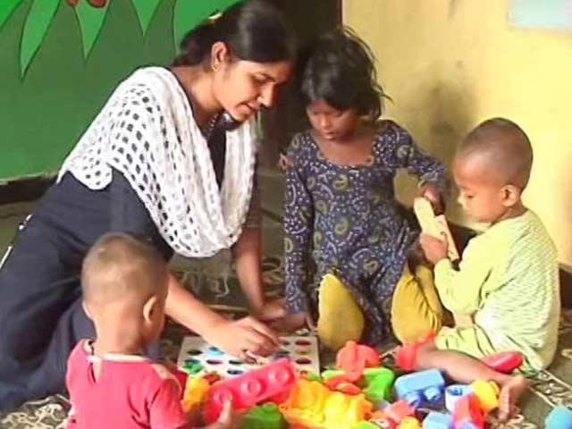 Balancing home, siblings, school:  9-Year-Old Asma's Dilemma