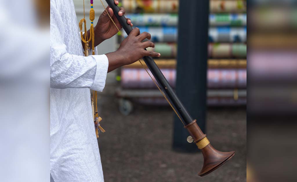 Playing Wind Instruments Can Lead To ‘Bagpipe Lung’ Disease: Study Playing Wind Instruments Can Lead To ‘Bagpipe Lung’ Disease: Study