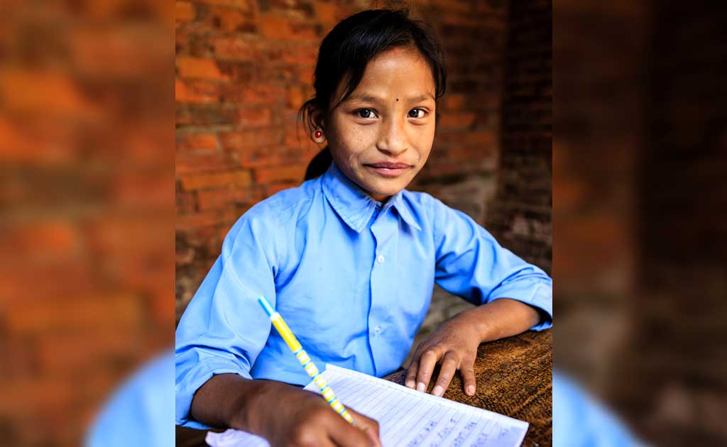 Classroom Standing Desks May Help Kids Slim Down, Suggests Study