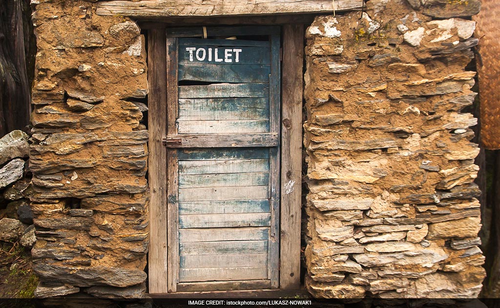 &lsquo;Save Us From Shame&rsquo;: Bihar Girls Demand Toilets In A Unique Protest