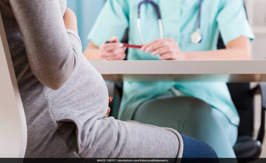 Study Decodes Why Older Mothers Face Birth Complications