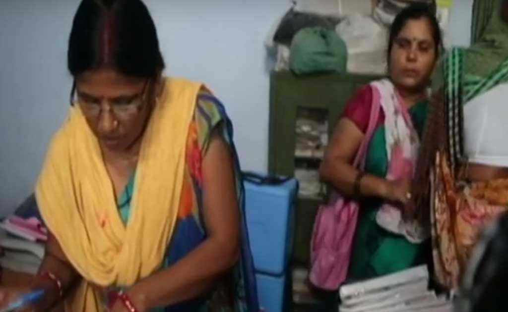 ASHAs Fight Off Poor Pay, Demand Permanent Jobs