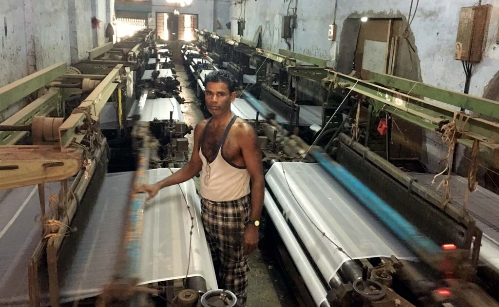'Deafening Noise, My Head Hurts': Why Surat's Textile Weavers Want To Return Home