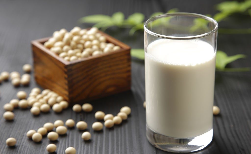 Eating Tofu, Soy Products May Stave Off Early Menopause Risk
