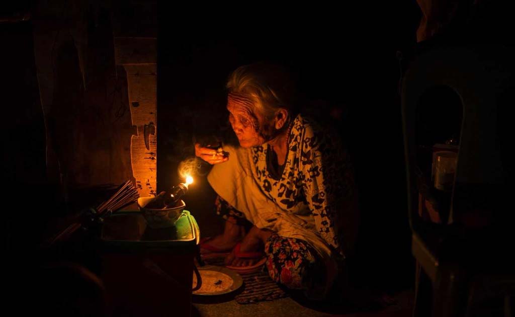 1 In 2 Elderly People Lonely, Reveals Study