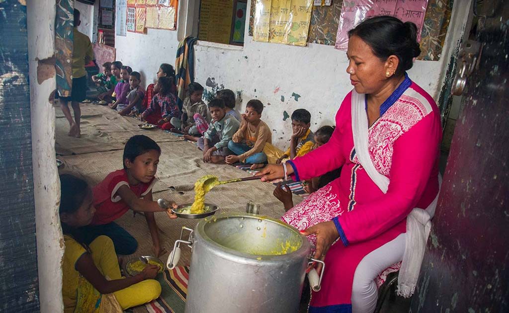 In Goa, Mothers To Be Quality Controllers In Mid-day Meal Scheme In Goa, Mothers To Be Quality Controllers In Mid-day Meal Scheme