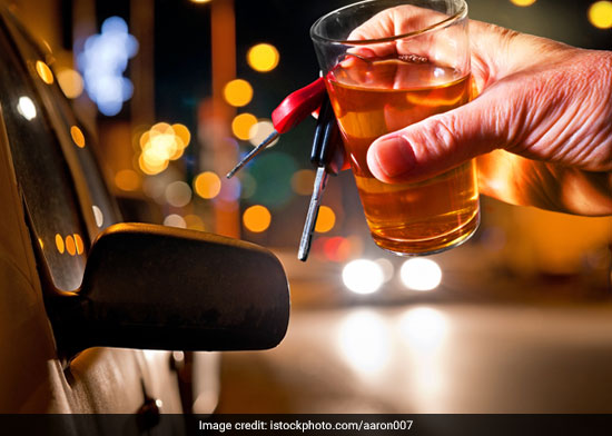 Bar Owners In Goa Will Be Held Responsible If Guests Drink And Drive Post 11 PM