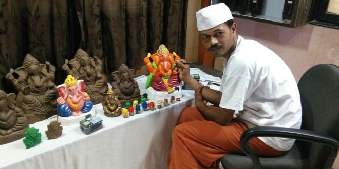 ganpati bappa morya this ganesh chaturthi mumbaikars go green with eco friendly ganpati idols made of cow dung swachh warriors ganpati bappa morya this ganesh