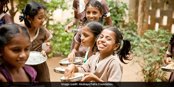 Chhattisgarh Mid-Day Meal Cooks, Earning Rs 66 A Day, Protest For Wage Hike