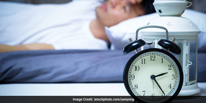 Insomnia may increase risk of heart attack and stroke, especially in women